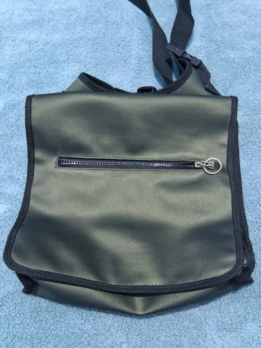 Green Nylon Utility Shoulder Bag – Multi‑Pocket Travel Organizer / Crossbody Sat